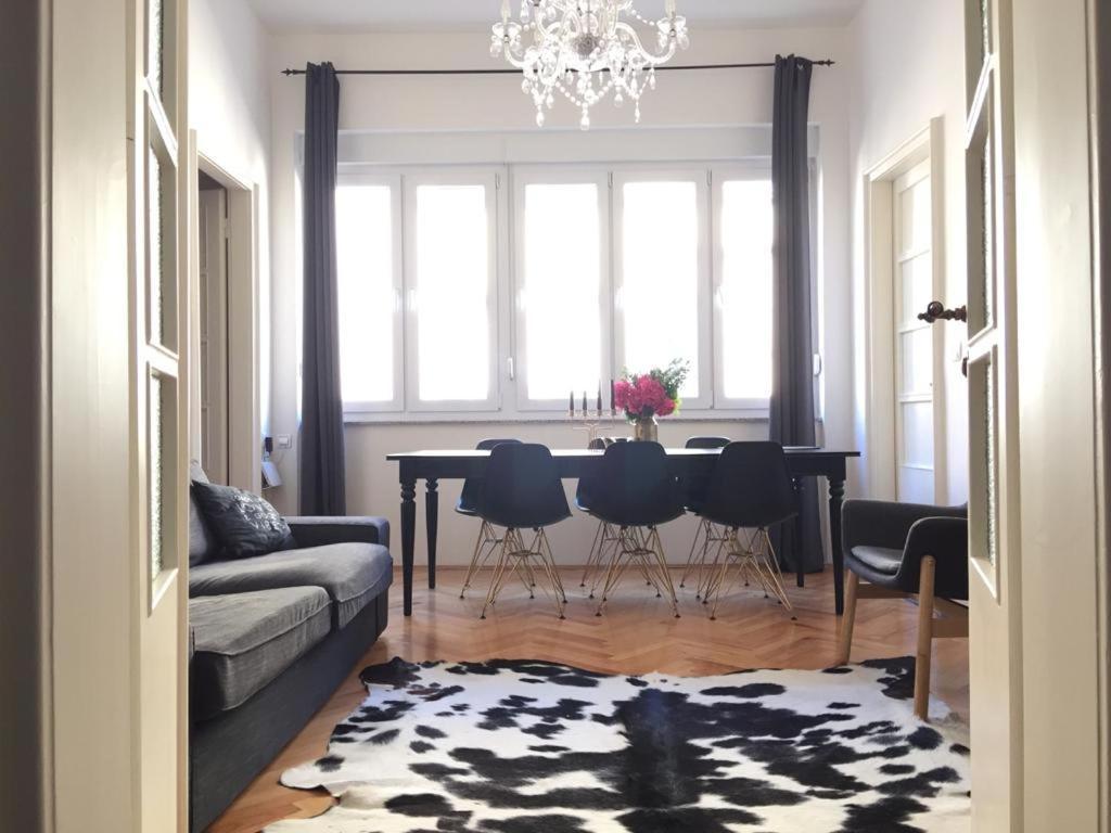 Luxury Old Town Apartment بولا المظهر الخارجي الصورة